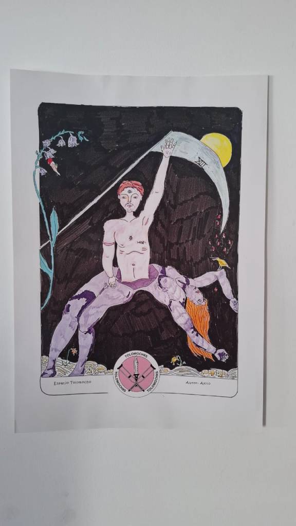 Imagenes del poster del fanzine, sobre una pared blanca, luego el fanzine abierto sobre una mesa negra. Titulado caos. 